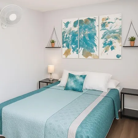 Fun-Filled 3 Bedroom Retreat Near Six Flags & Stadiums